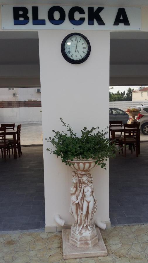 Carisa Livadia Gardens 아파트 외부 사진
